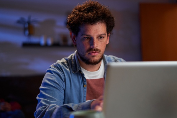 Shutterstock_declaration20revenu20micro20entrepreneurs