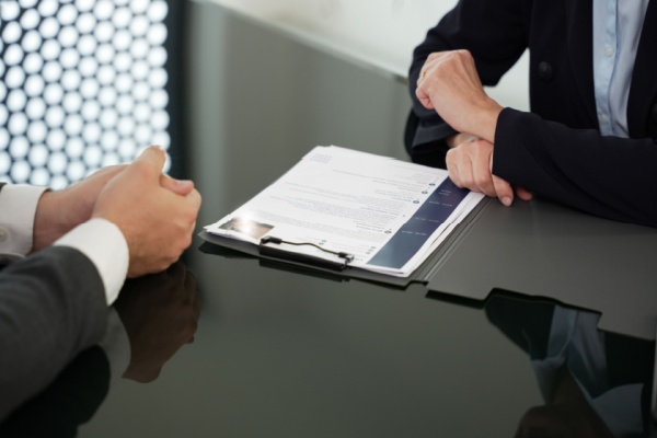 Shutterstock_difficuliteadministration_0-1