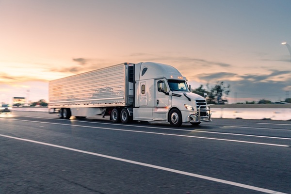 Truck,That,Haul,The,Shipping,Goods